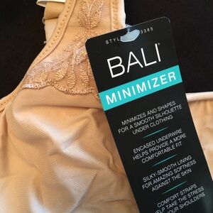 Bali’s Minimizer Bra, Soft Taupe, Size 36G